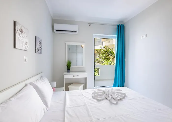 Lilis 3 * كارباثوس